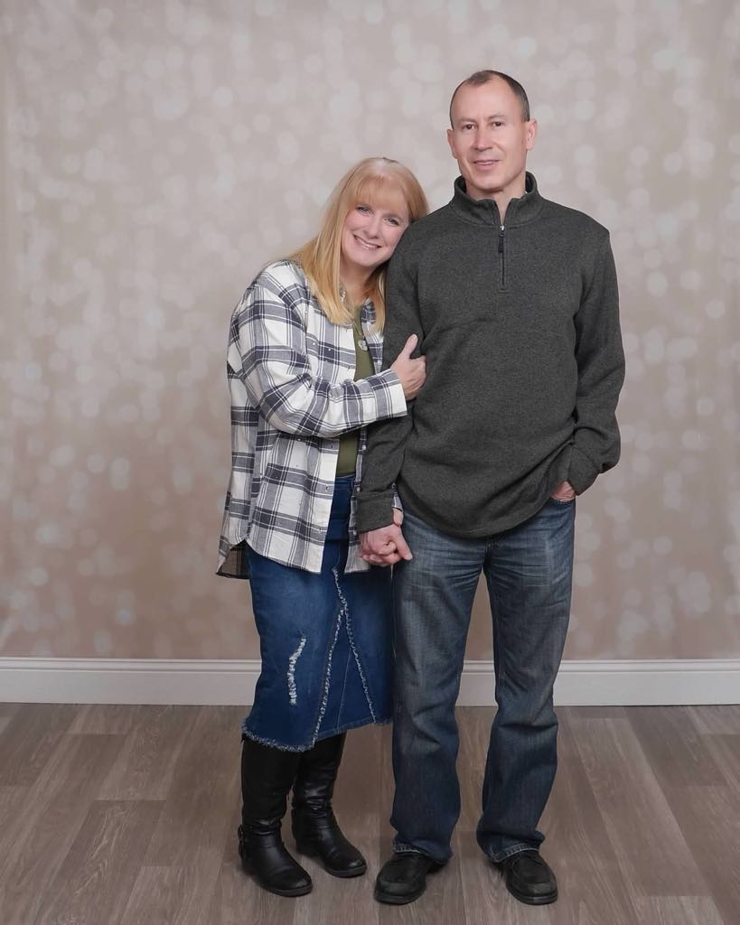 Profile image of Julie Salvione and her husband